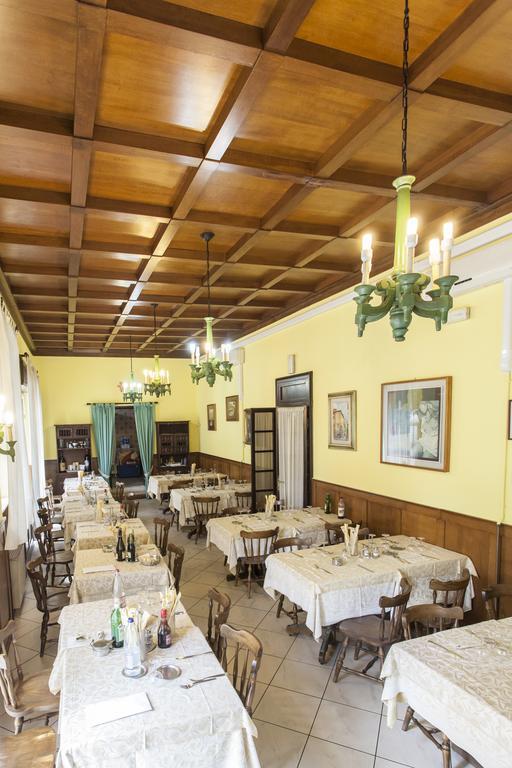 Hotel Ristorante San Carlo Salsomaggiore Terme Exterior photo