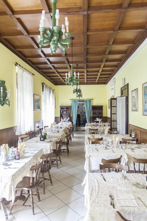 Hotel Ristorante San Carlo Salsomaggiore Terme Exterior photo