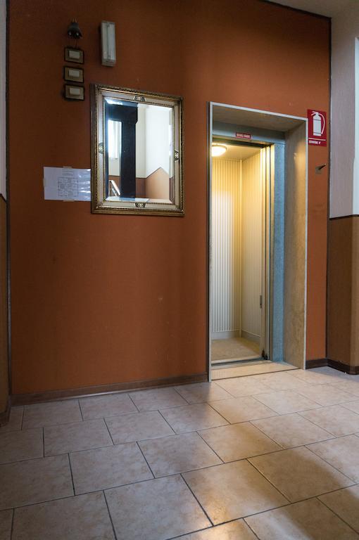 Hotel Ristorante San Carlo Salsomaggiore Terme Exterior photo